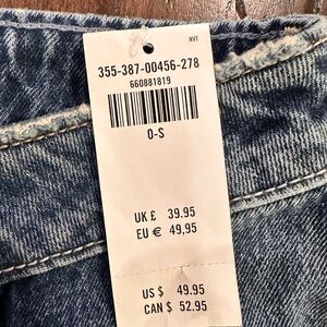 Hollister Low-Rise Loose Denim Jeans